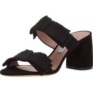 Tabitha Simmons Barbi heel in black